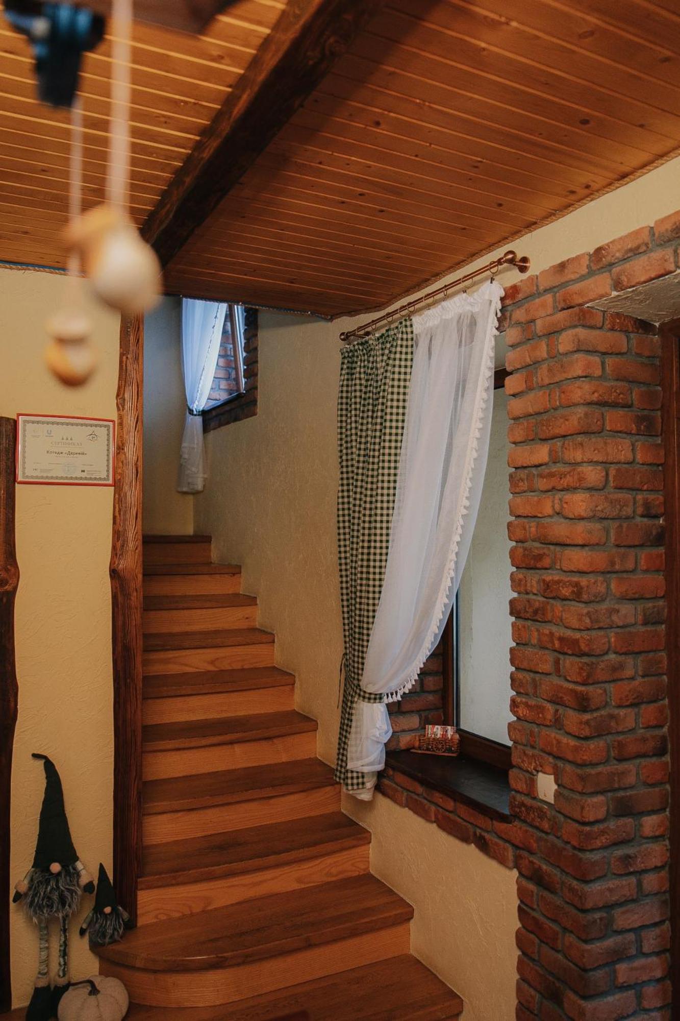 Dereviy Villa ยาเรมชา ภายนอก รูปภาพ