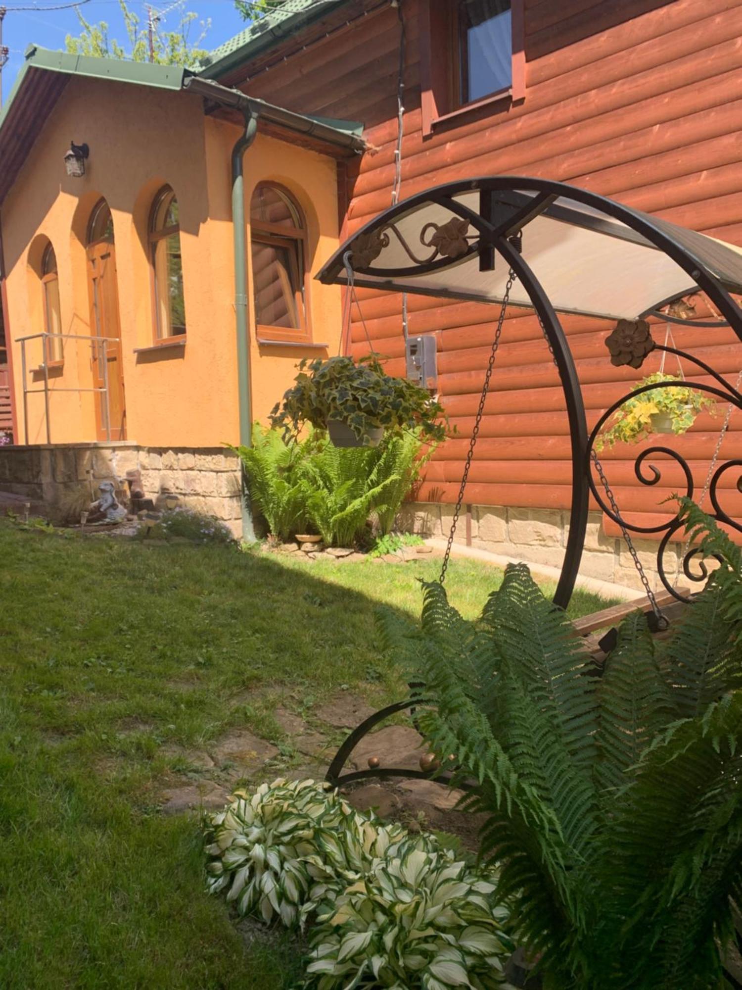 Dereviy Villa ยาเรมชา ภายนอก รูปภาพ